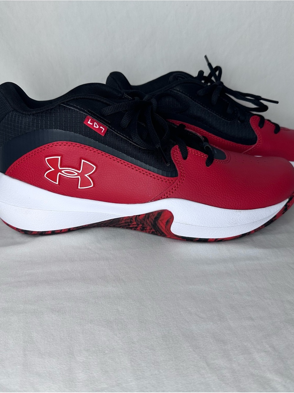 🏀 Under Armour Lockdown 7 Basketball Shoes Red Black White Men’s Size 10